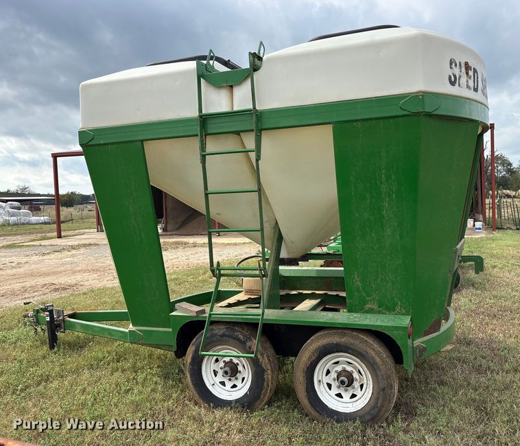 image for item ET7194 Norwood Seed Shuttle SS290 seed tender