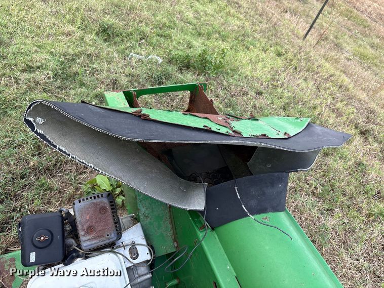 image for item ET7194 Norwood Seed Shuttle SS290 seed tender