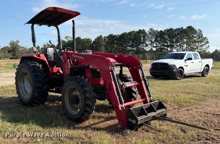 image for item ET7196 2015 Mahindra 5570 MFWD tractor
