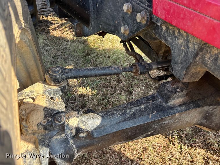 image for item ET7196 2015 Mahindra 5570 MFWD tractor