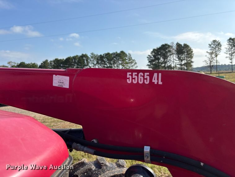 image for item ET7196 2015 Mahindra 5570 MFWD tractor