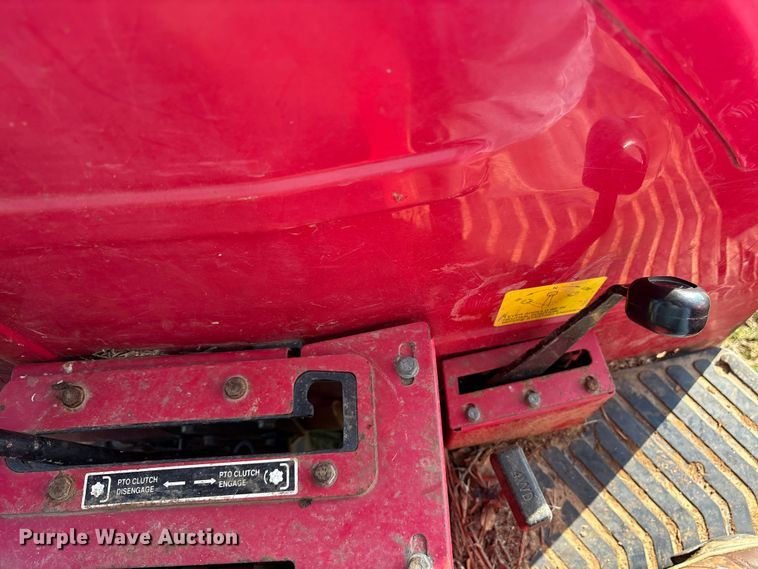 image for item ET7196 2015 Mahindra 5570 MFWD tractor