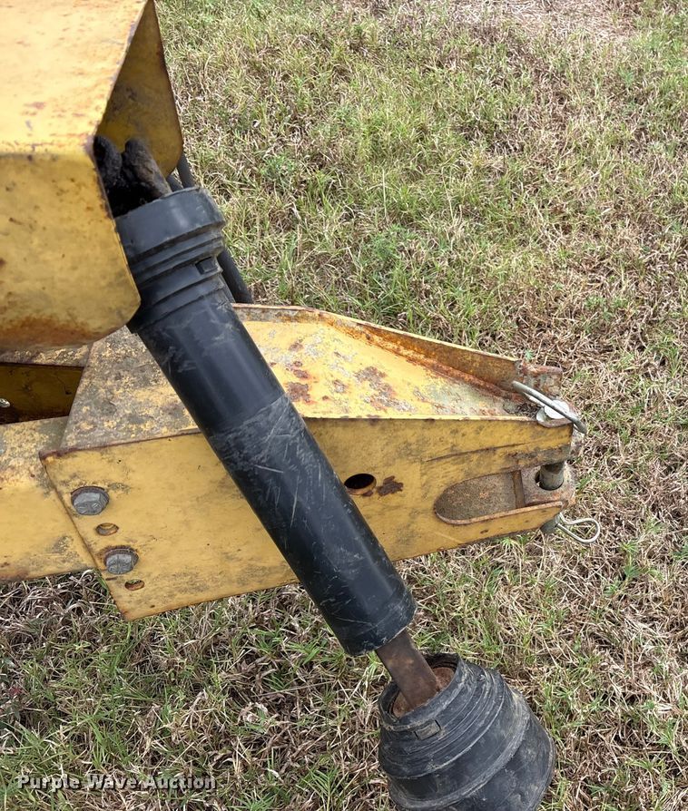 image for item ET7204 New Hilland 305 manure spreader