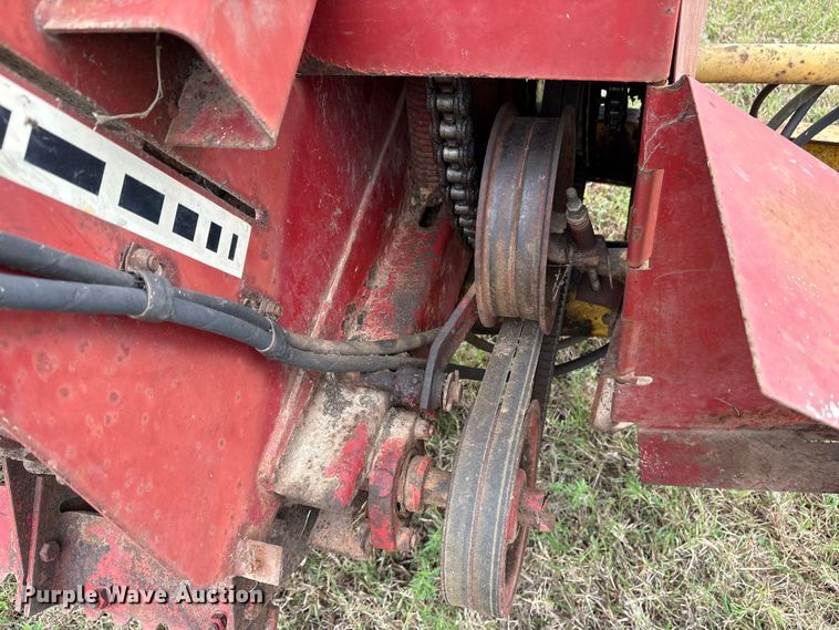 image for item ET7204 New Hilland 305 manure spreader