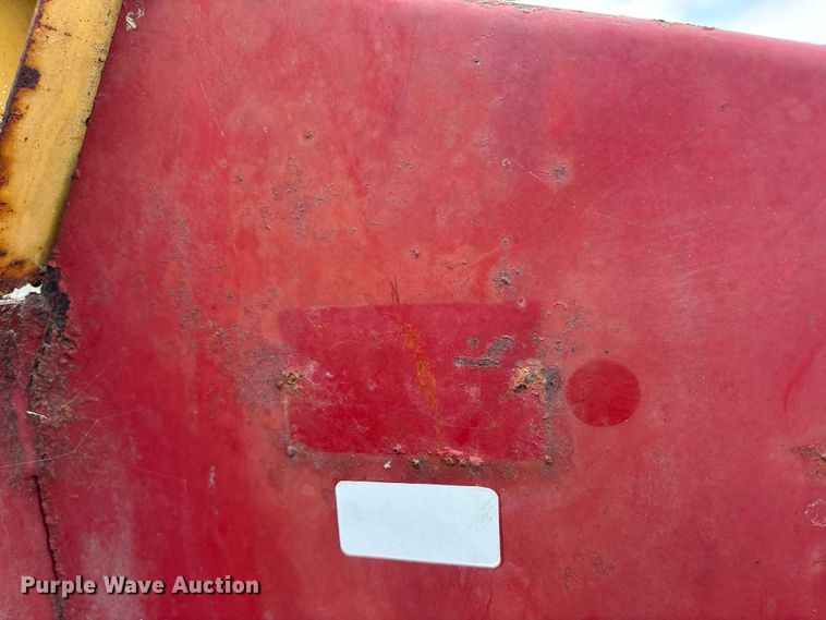 image for item ET7204 New Hilland 305 manure spreader