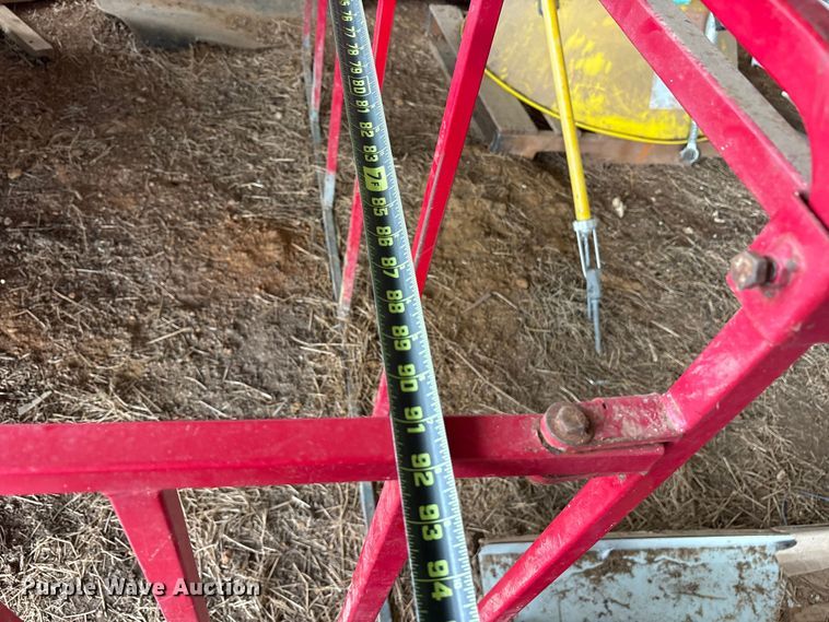 image for item ET7206 BW Farm & Ranch creep feeder