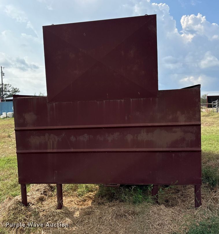 image for item ET7207 Livestock feeder