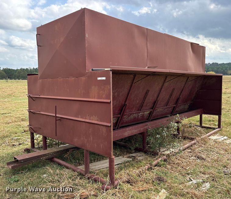 image for item ET7209 Livestock feeder