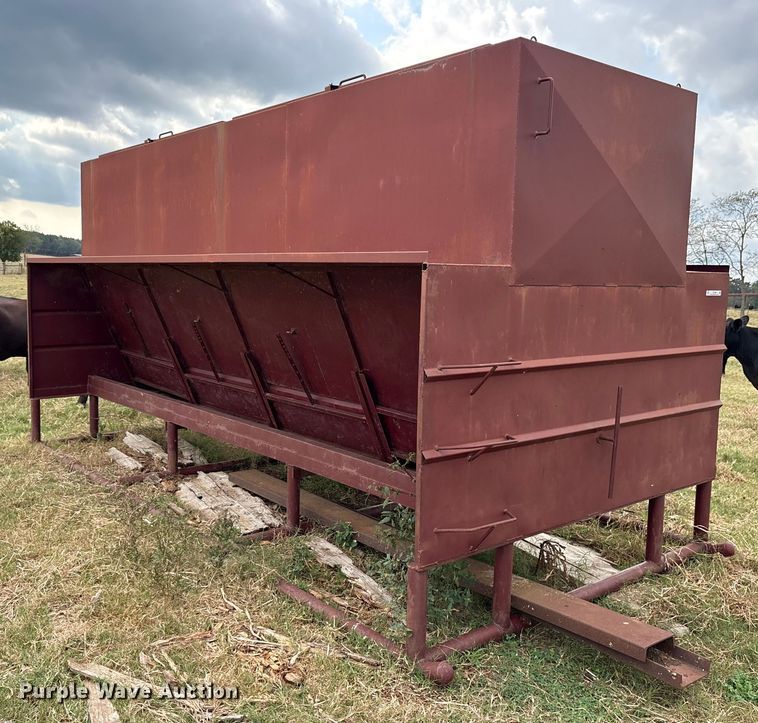 image for item ET7209 Livestock feeder