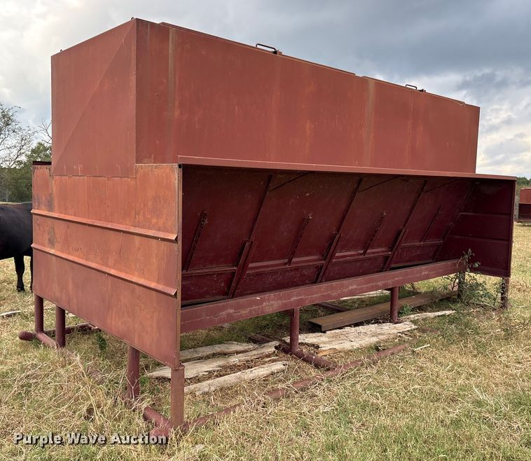 image for item ET7209 Livestock feeder