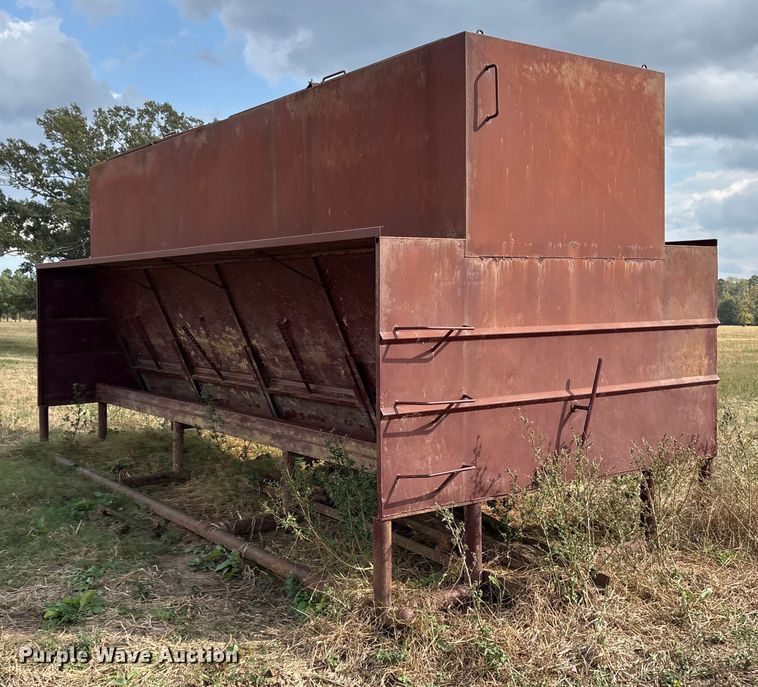 image for item ET7210 Livestock feeder