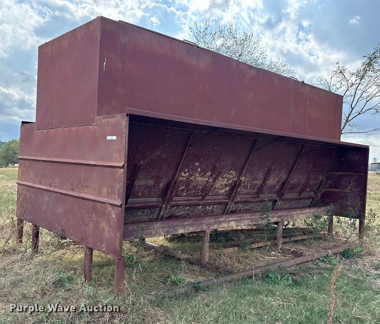 image for item ET7210 Livestock feeder