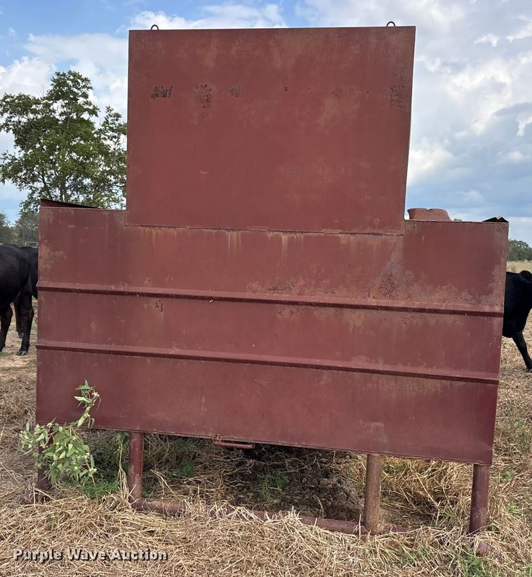 image for item ET7211 Livestock feeder