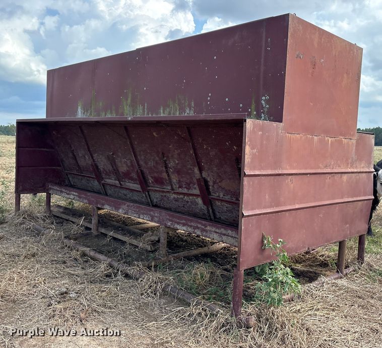 image for item ET7211 Livestock feeder