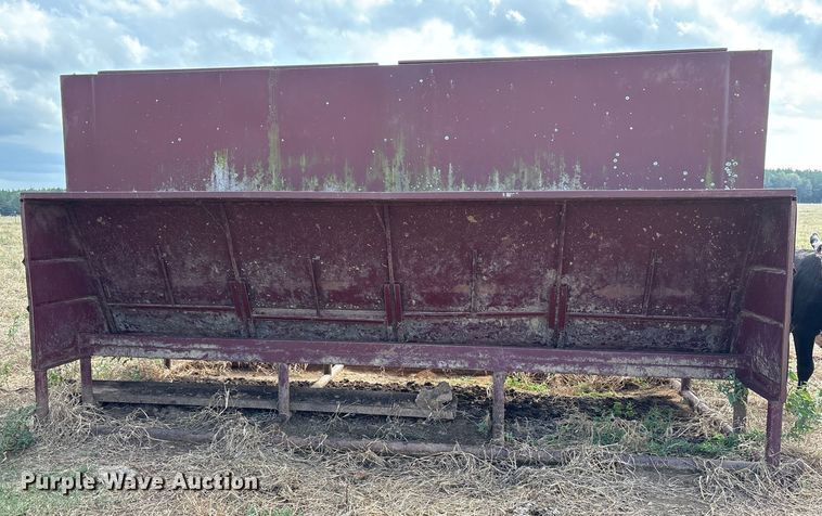 image for item ET7211 Livestock feeder