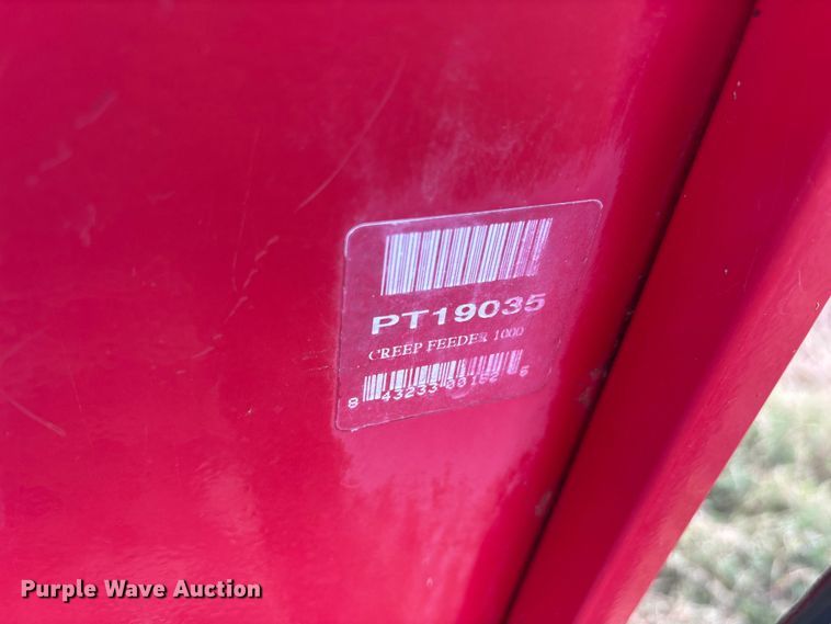 image for item ET7215 BW Farm & Ranch Creep feeder 1000 creep feeder