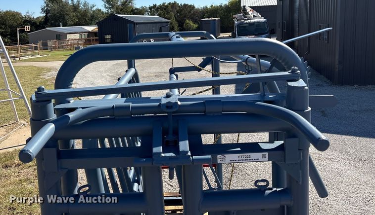 image for item ET7222 Filson squeeze chute