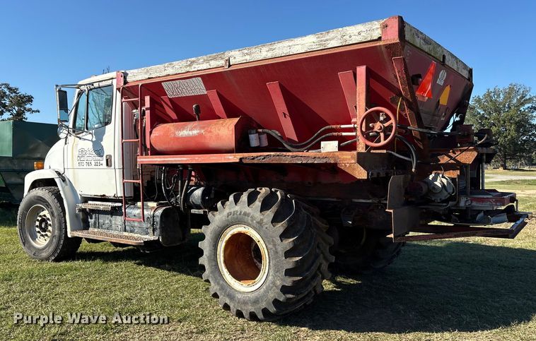 image for item ET7224 2000 Freightliner FL80 applicator truck