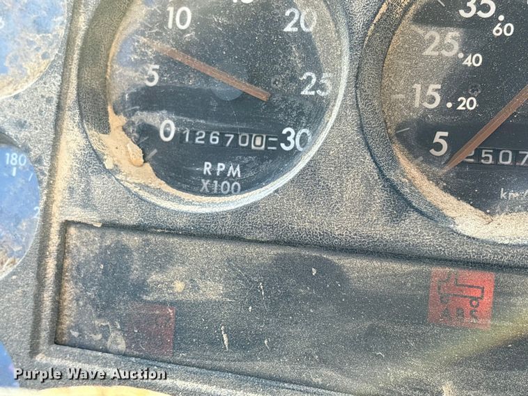 image for item ET7224 2000 Freightliner FL80 applicator truck