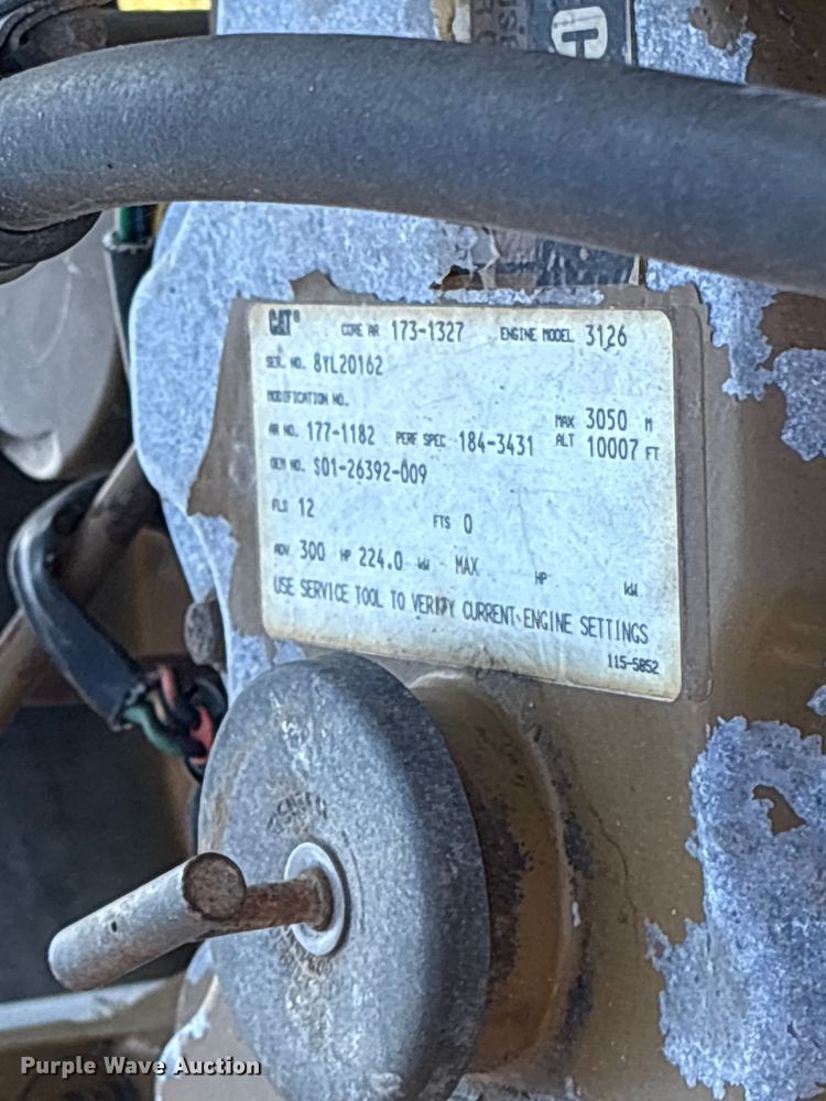 image for item ET7224 2000 Freightliner FL80 applicator truck