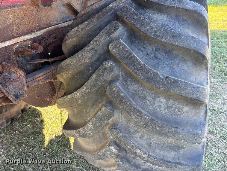 image for item ET7224 2000 Freightliner FL80 applicator truck