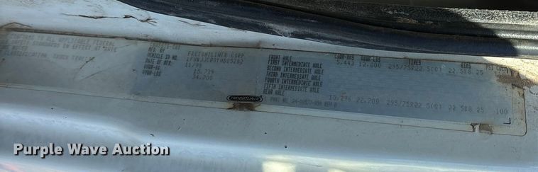 image for item ET7224 2000 Freightliner FL80 applicator truck