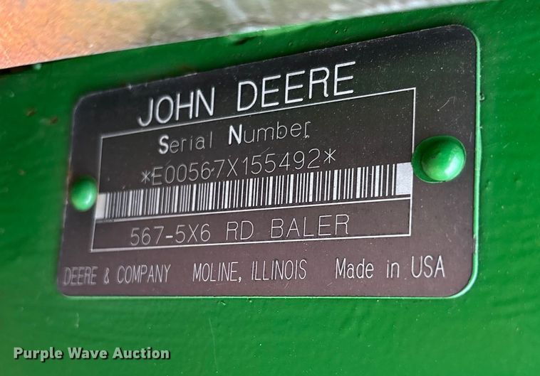 image for item ET7251 2001 John Deere 567 round baler