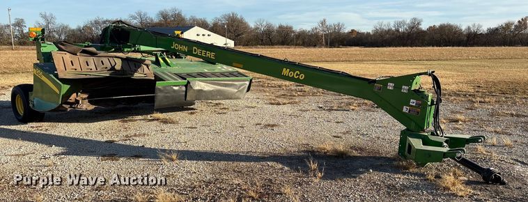 image for item ET7317 2020 John Deere 956 swather / windrower
