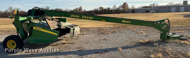 image for item ET7317 2020 John Deere 956 swather / windrower