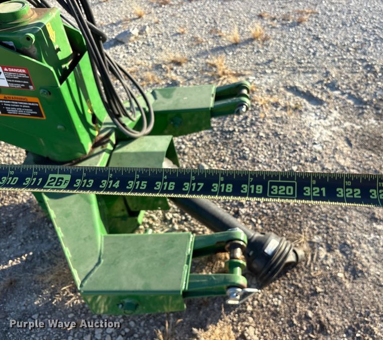 image for item ET7317 2020 John Deere 956 swather / windrower
