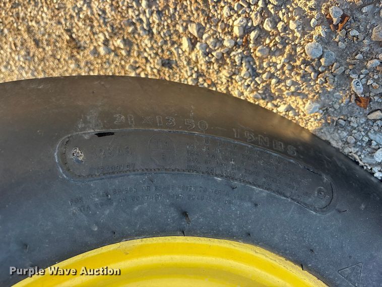 image for item ET7317 2020 John Deere 956 swather / windrower