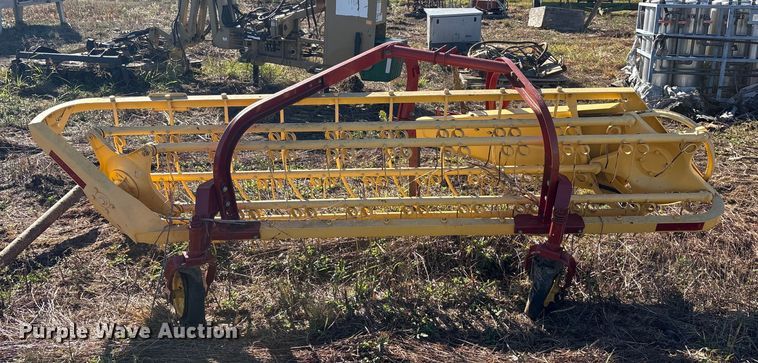 image for item EU0135 2014 New Holland Rolabar hay rake