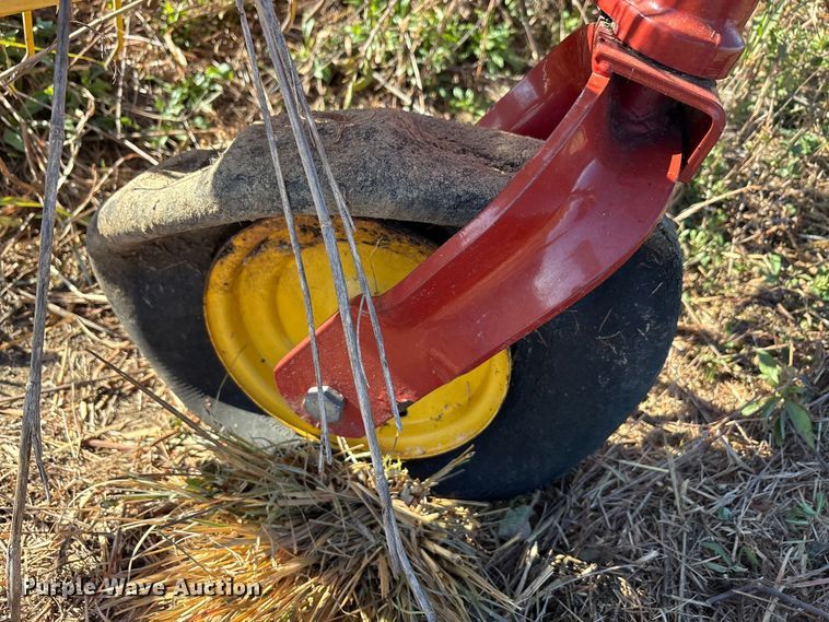 image for item EU0135 2014 New Holland Rolabar hay rake