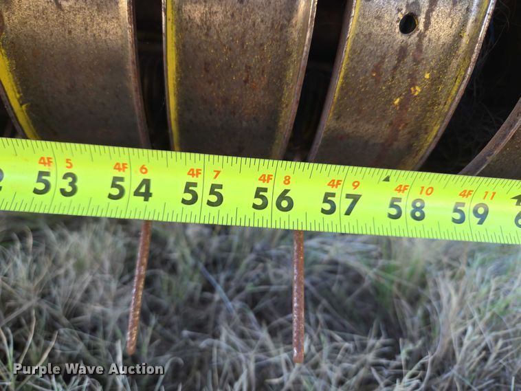 image for item EU3999 John Deere 530 round baler