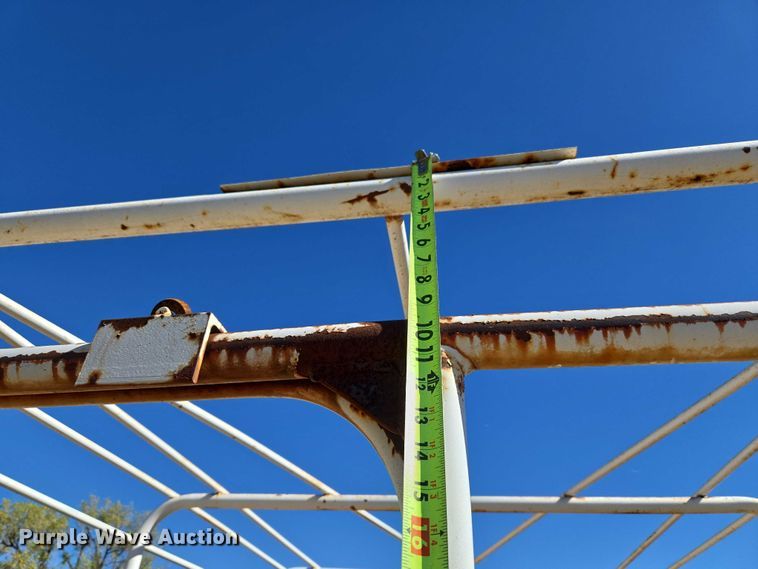 image for item EU4000 1990 W-W Trailer Manufacturers livestock trailer