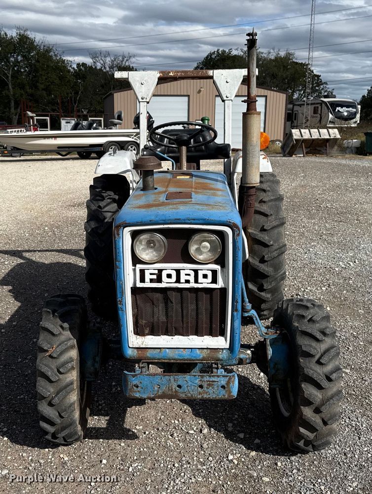 image for item EU5230 1979 Ford 1500 MFWD tractor