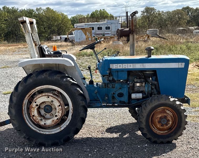 image for item EU5230 1979 Ford 1500 MFWD tractor