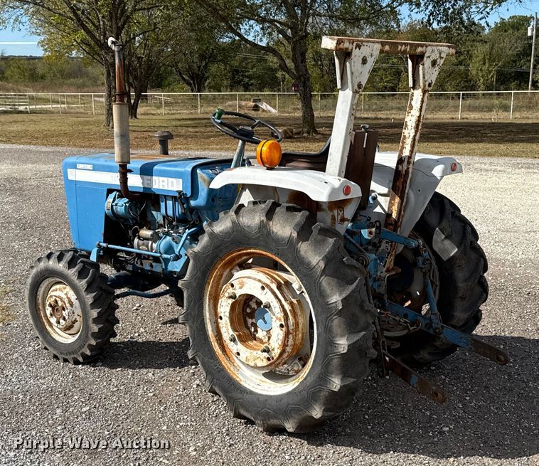 image for item EU5230 1979 Ford 1500 MFWD tractor