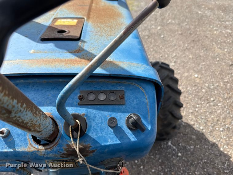 image for item EU5230 1979 Ford 1500 MFWD tractor