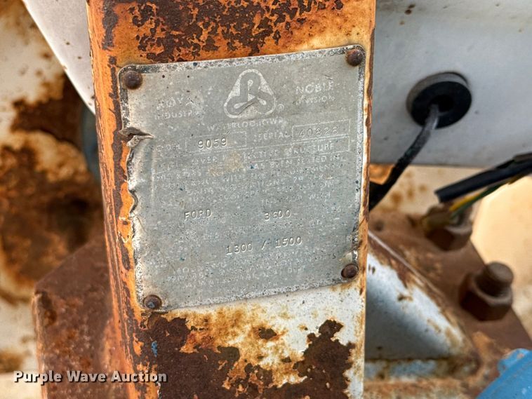 image for item EU5230 1979 Ford 1500 MFWD tractor