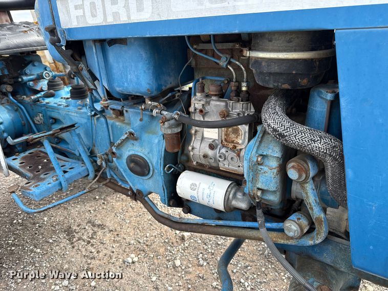 image for item EU5230 1979 Ford 1500 MFWD tractor