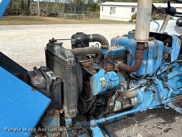 image for item EU5230 1979 Ford 1500 MFWD tractor