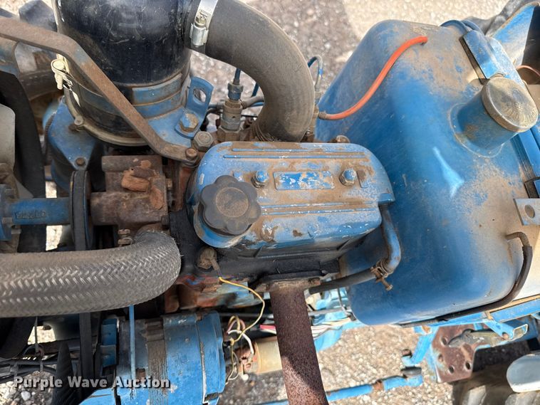 image for item EU5230 1979 Ford 1500 MFWD tractor
