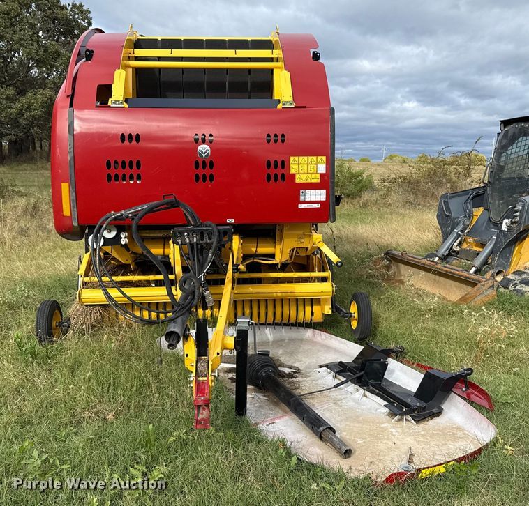 image for item EU5233 2022 New Holland 460RB round baler