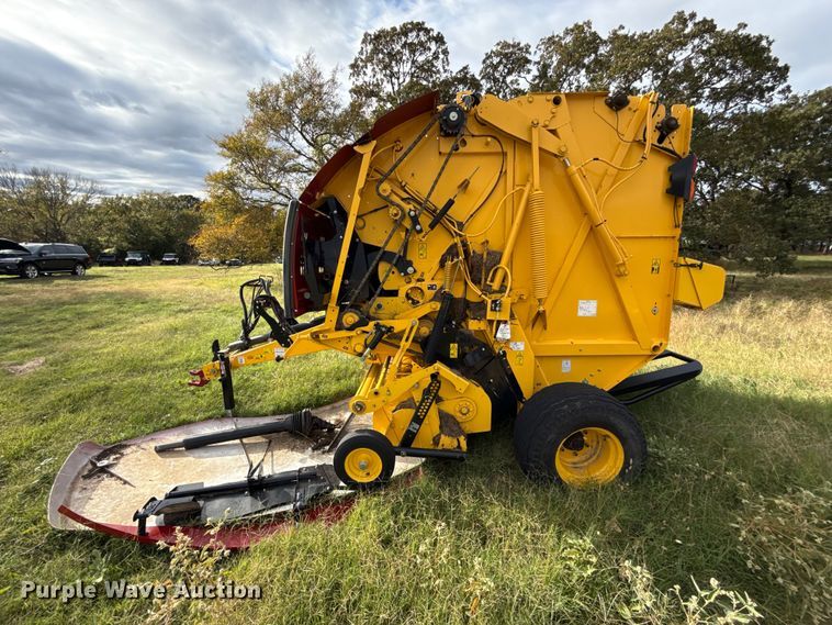 image for item EU5233 2022 New Holland 460RB round baler