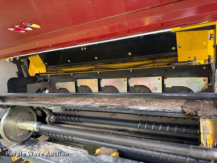 image for item EU5233 2022 New Holland 460RB round baler