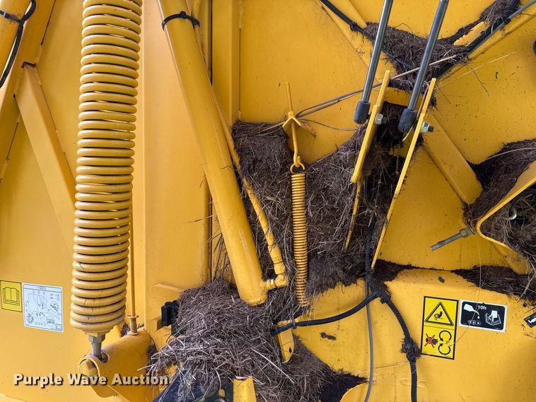 image for item EU5233 2022 New Holland 460RB round baler