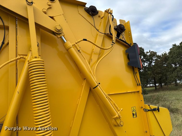 image for item EU5233 2022 New Holland 460RB round baler