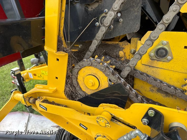 image for item EU5233 2022 New Holland 460RB round baler