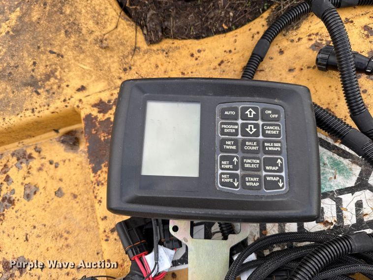 image for item EU5233 2022 New Holland 460RB round baler